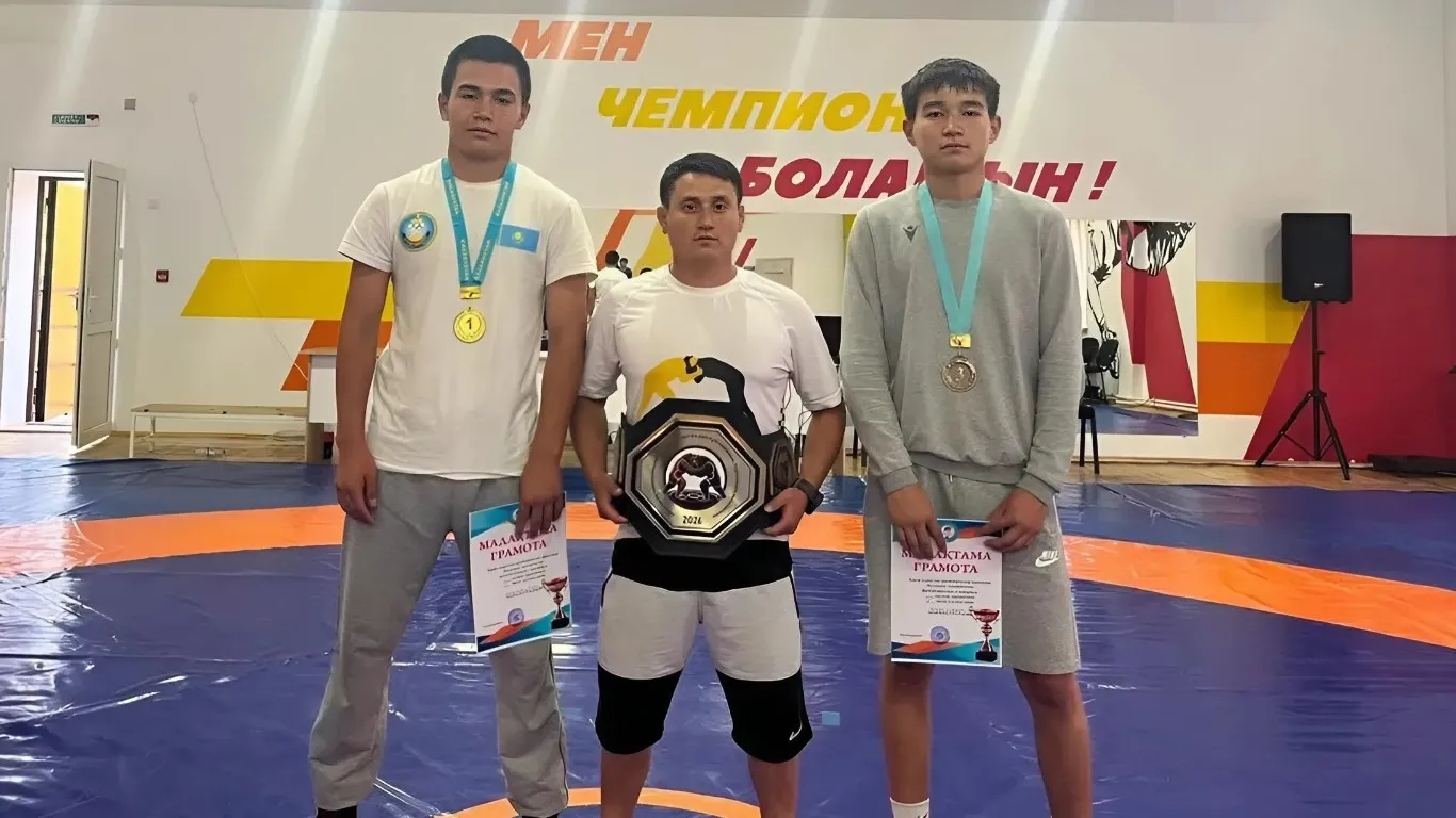 Акмолинский школьник выиграл турнир по вольной борьбе среди 100 спортсменов