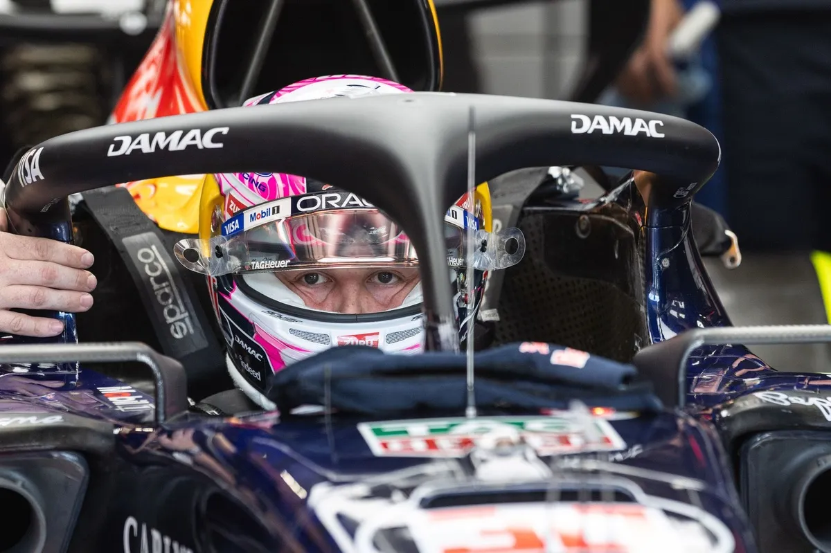 Лоусон стал седьмым в Зандвоорте после возвращения в заявку Red Bull