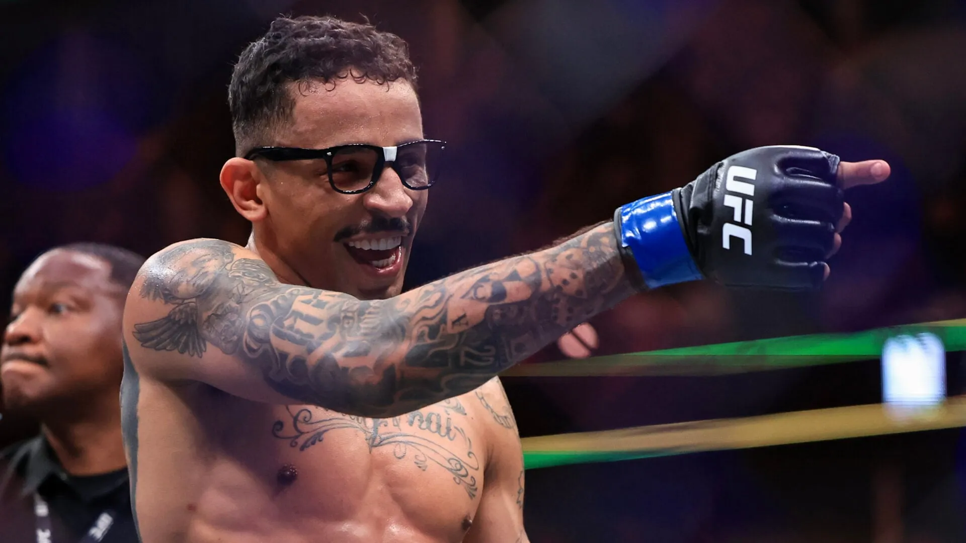 Карлос Пратес предложил Исламу Махачеву бой на UFC 334 в Нью-Йорке