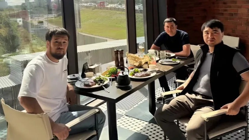 Шавкат Рахмонов показал, как проводит свободное время вне октагона