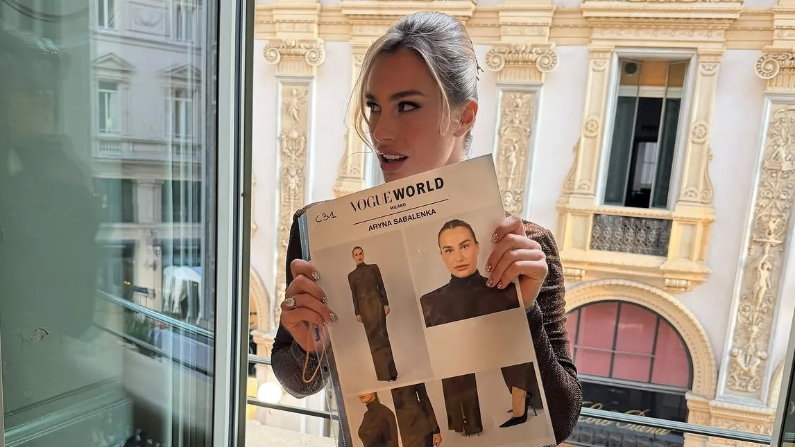 Арина Соболенко сменила ракетку на подиум Vogue World