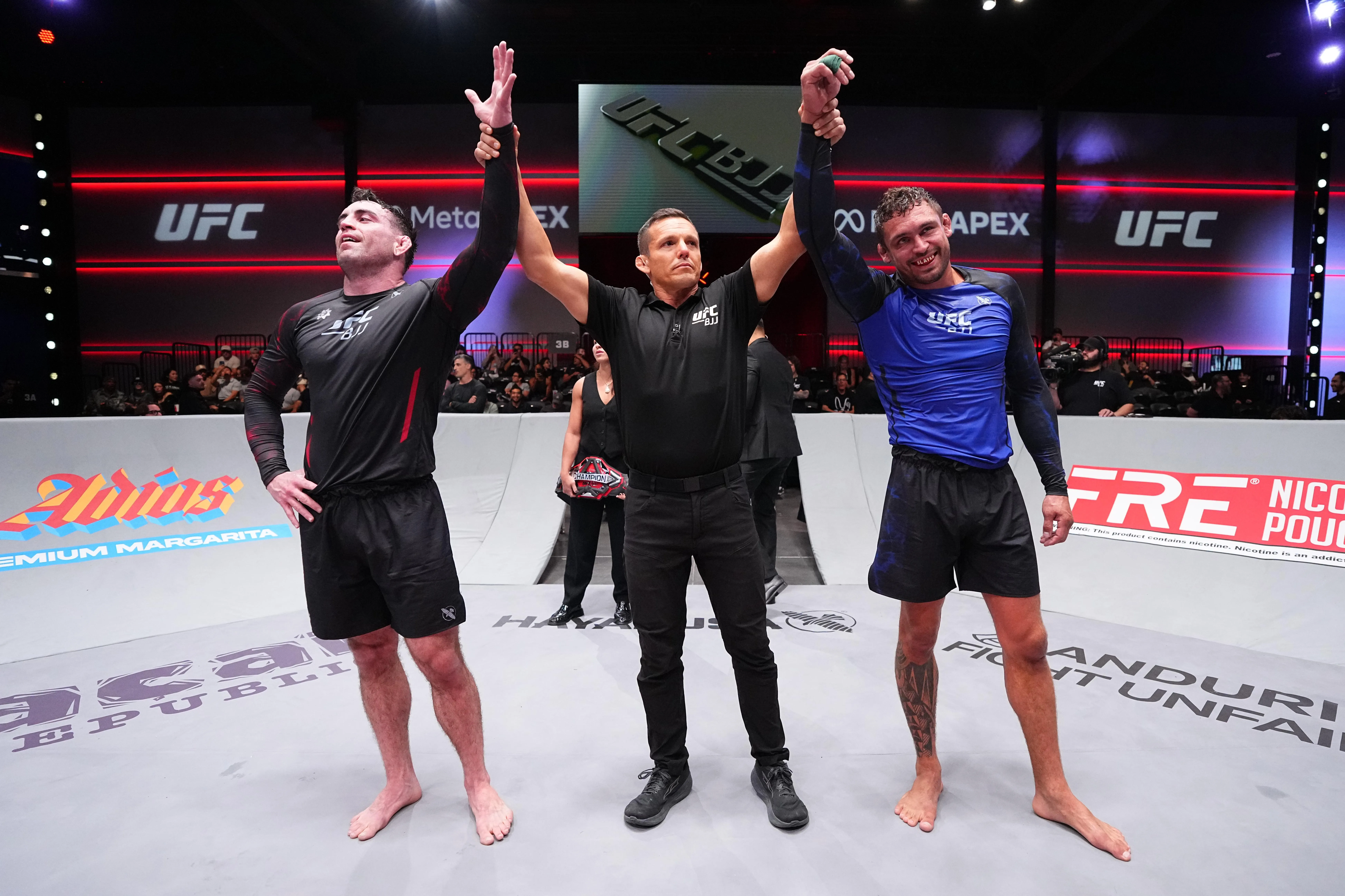Мейсон Фаулер сохранил пояс UFC BJJ после спорной ничьей