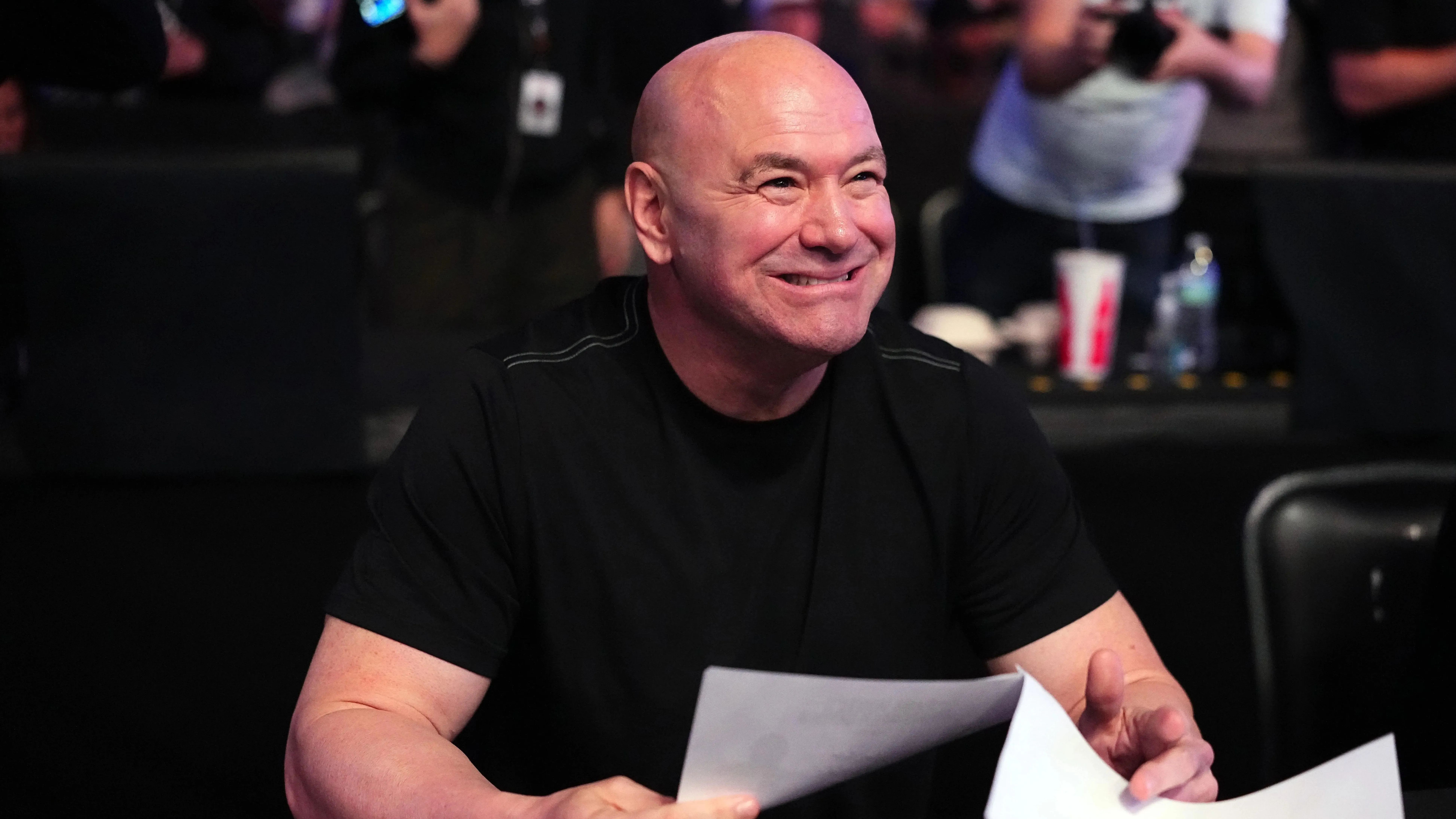 Уайт подтвердил: UFC произведёт бой Фьюри — Джошуа на Netflix