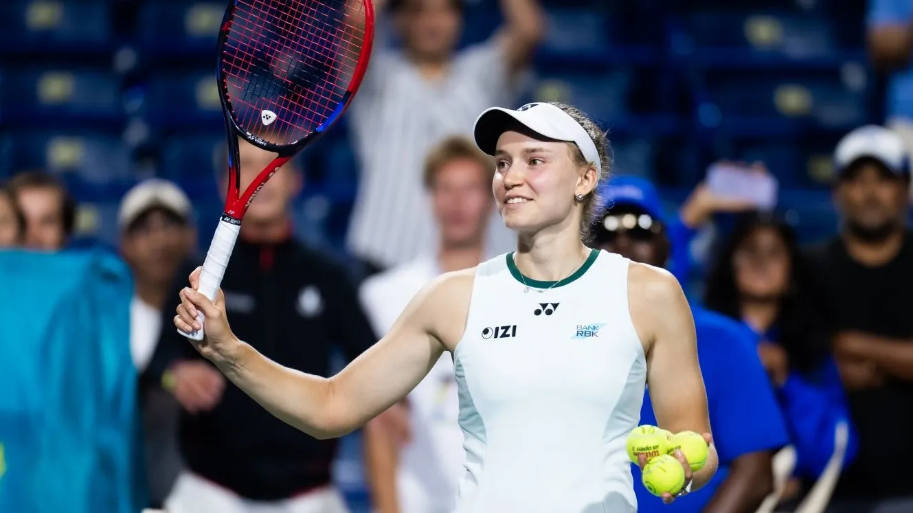 Елена Рыбакина снялась с турнира WTA 1000 в Ухане из-за проблемы со стопой