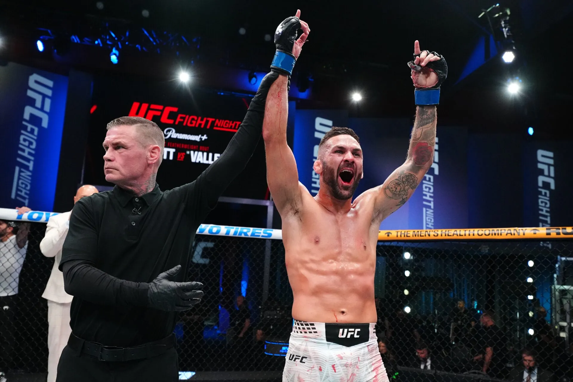 Экс-чемпион лиги Топурии может встретиться в UFC с опасным нокаутером