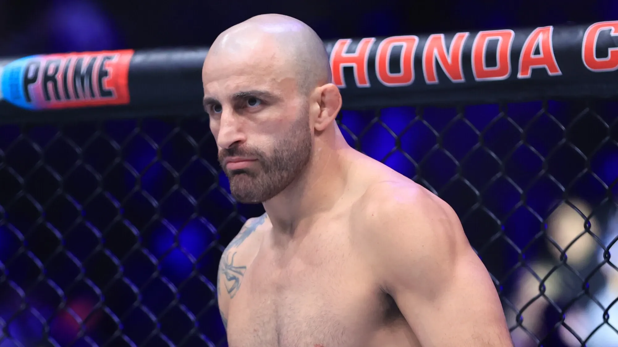Чемпион UFC в полулегком весе Александр Волкановски.