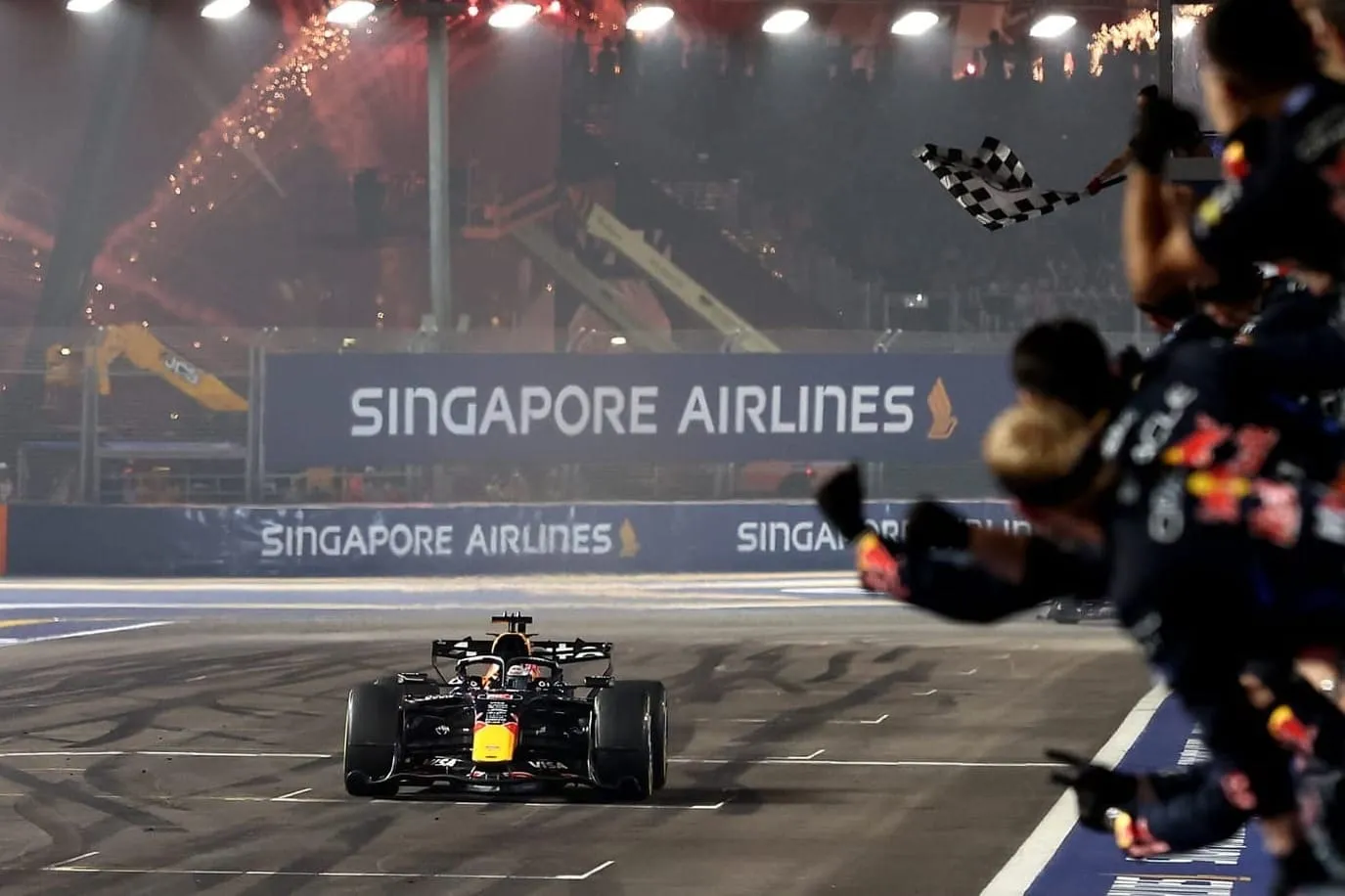 болид Макса Ферстаппена (команда Red Bull Racing)