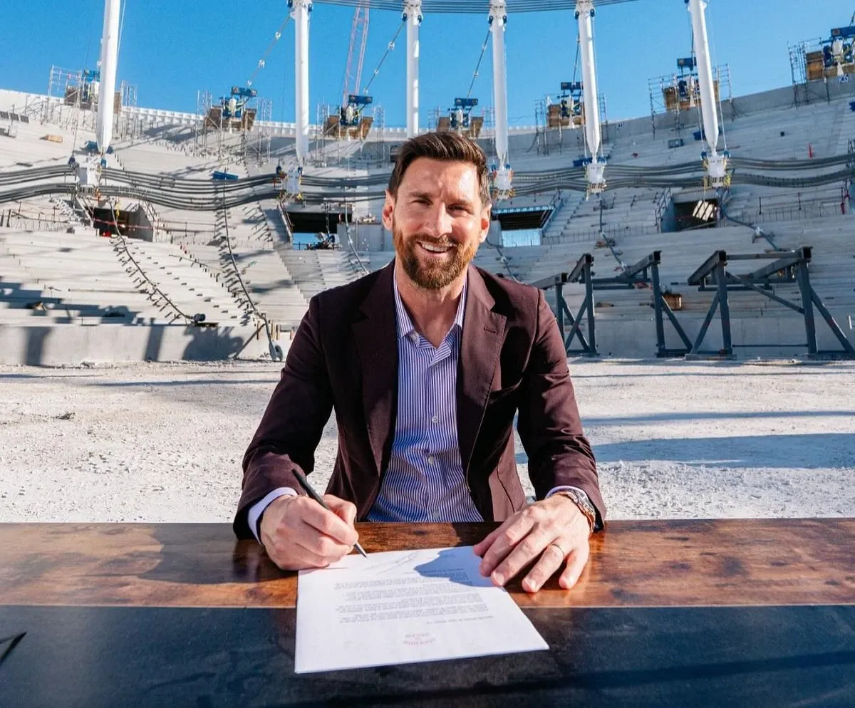 Лионель Месси подписывает контракт с «Интер Майами» до конца сезона MLS-2028