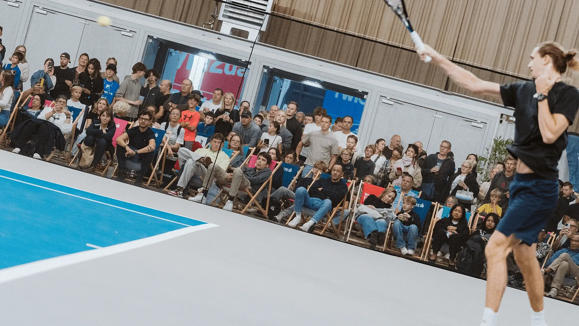 Александр Зверев тренируется в Marx Halle перед Erste Bank Open 2026.