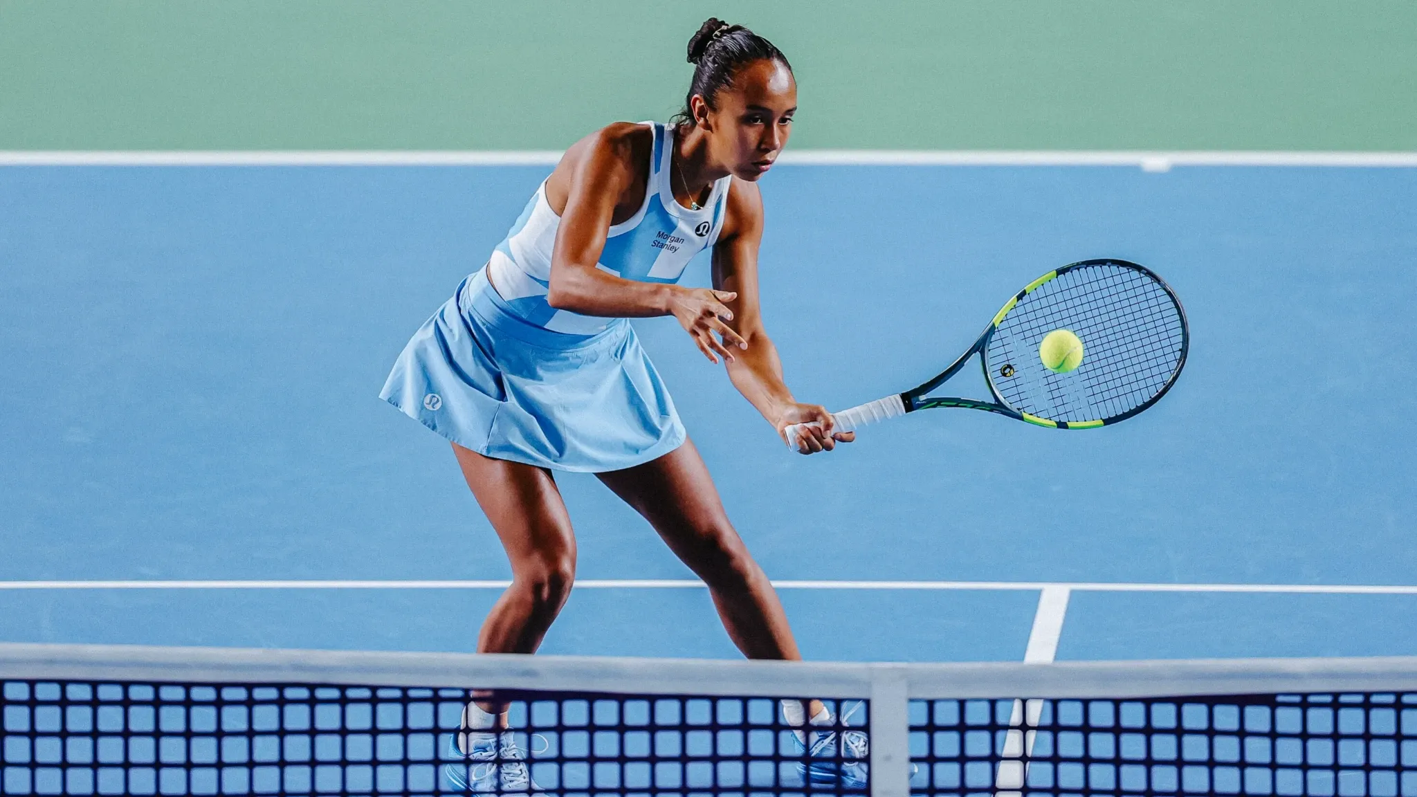 Лейла Фернандес вышла в четвертьфинал турнира WTA 500 в Токио